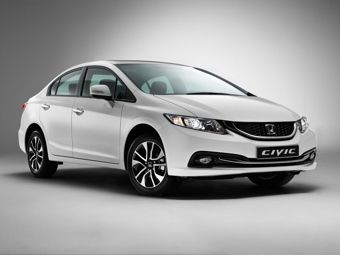 Honda Civic IX (2011-2017) - Седан