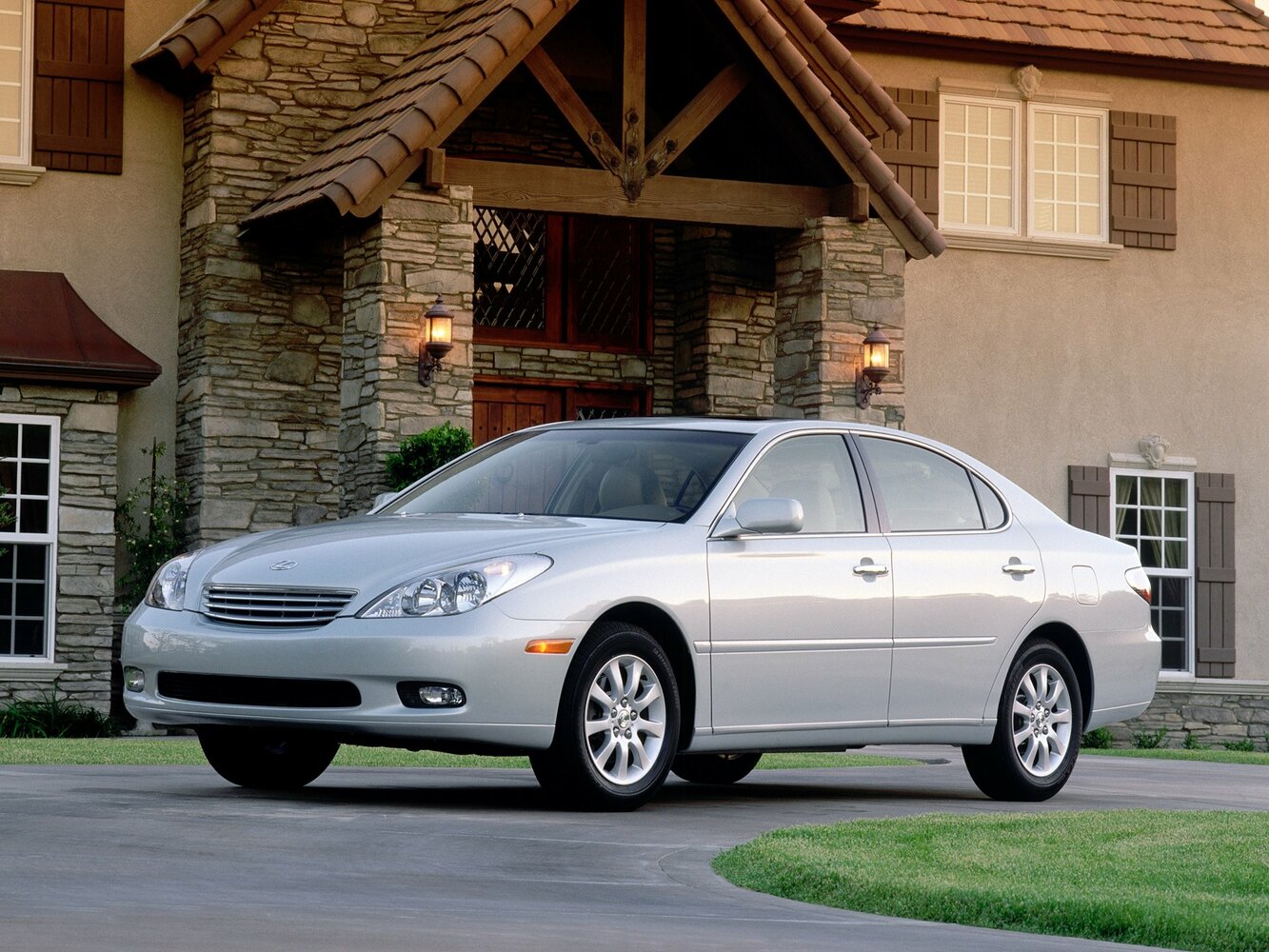 Lexus ES IV (2001-2006) - Седан
