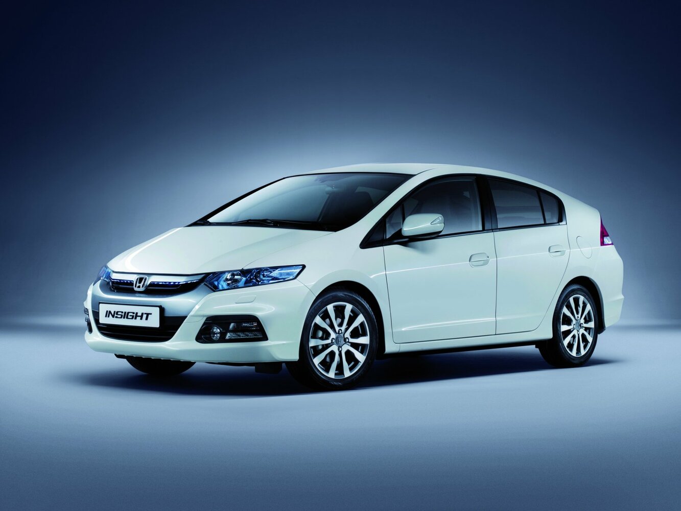 Honda Insight II (2009-2014) - Хэтчбек 5 дв.
