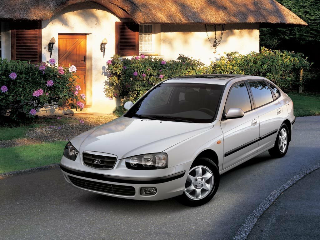Hyundai Avante III (2000-2006) - Лифтбек