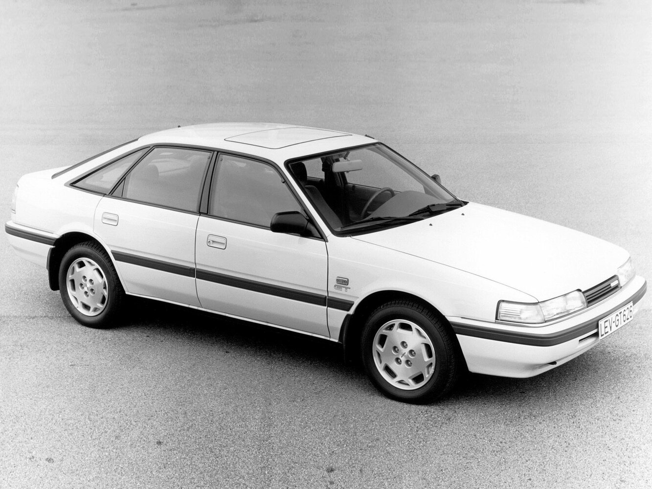 Mazda 626 III (1987-1996) - Лифтбек