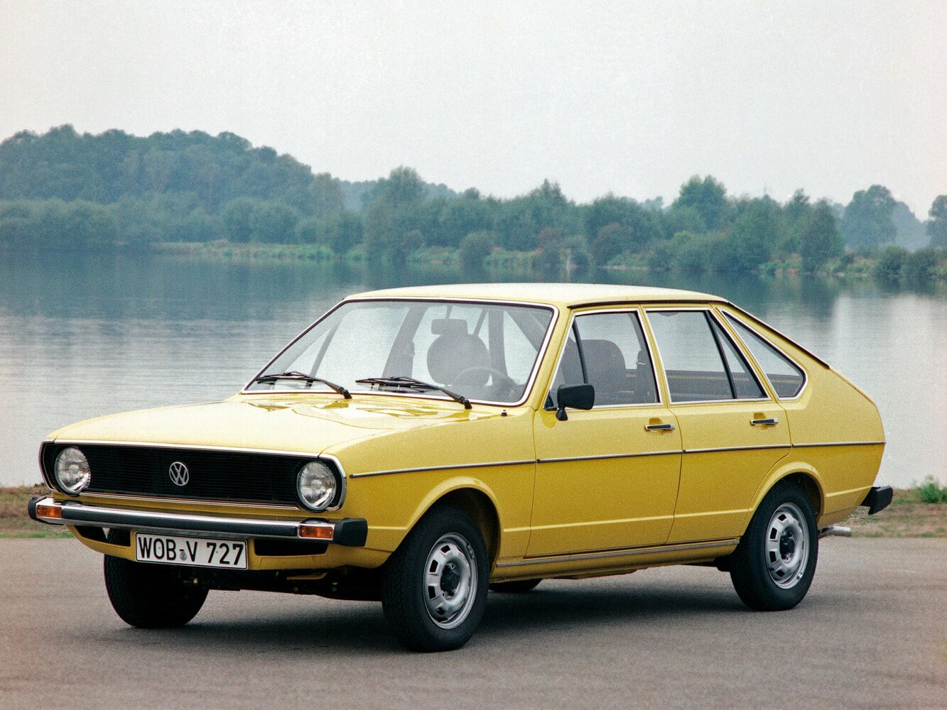 Volkswagen Passat B1 (1973-1981) - Хэтчбек 5 дв.