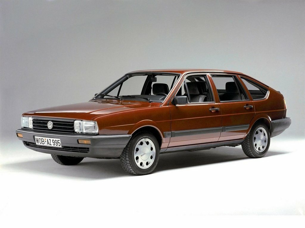 Volkswagen Passat B2 (1980-1988) - Хэтчбек 5 дв.