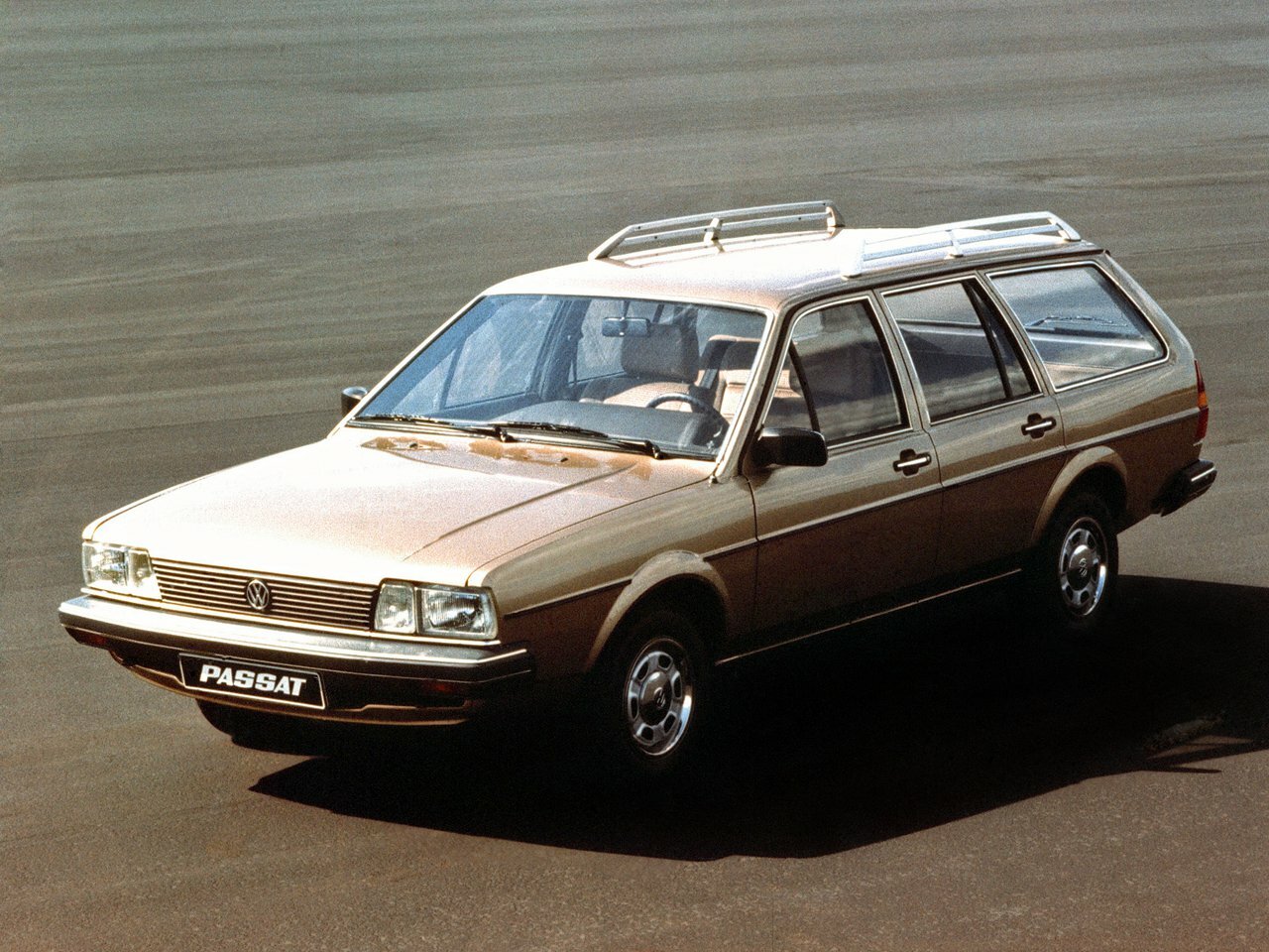 Volkswagen Passat B2 (1980-1988) - Универсал 5 дв.