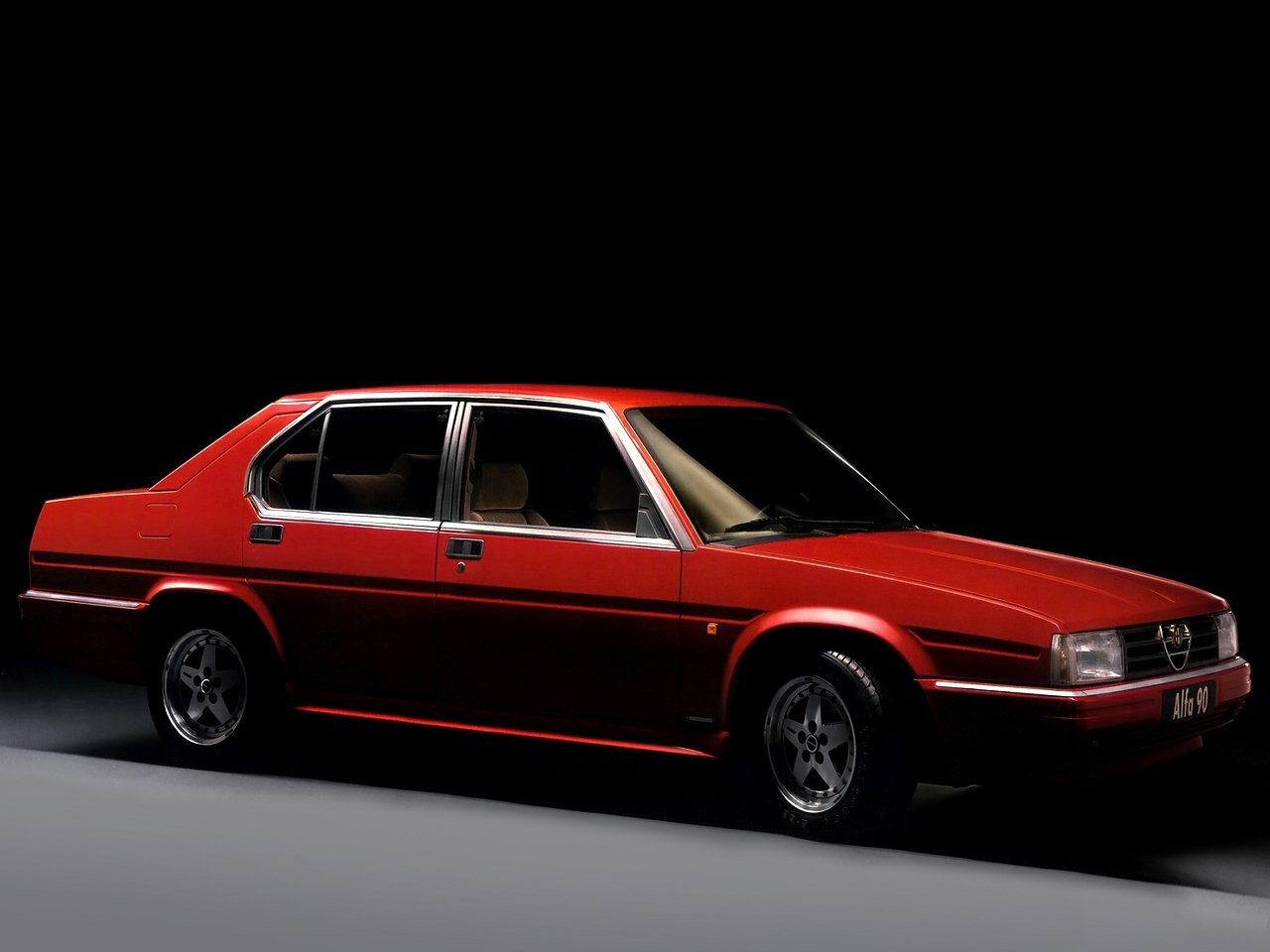 Alfa Romeo 90 I (1984-1987) - Седан