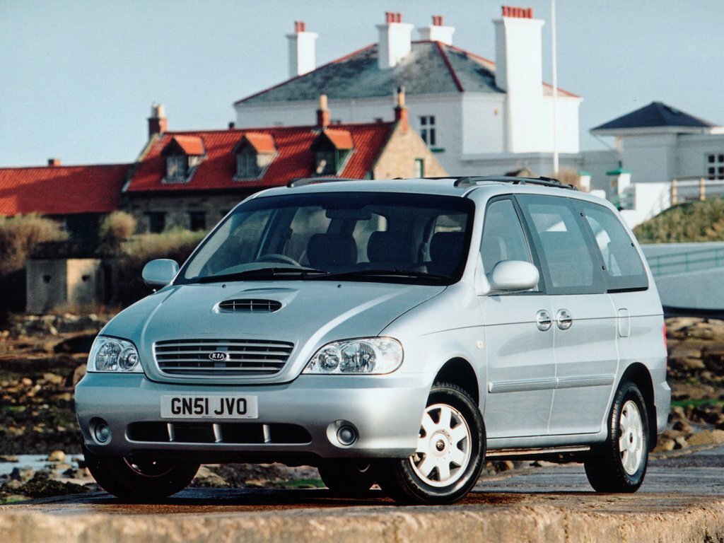 Kia Sedona I (1998-2006) - Минивэн
