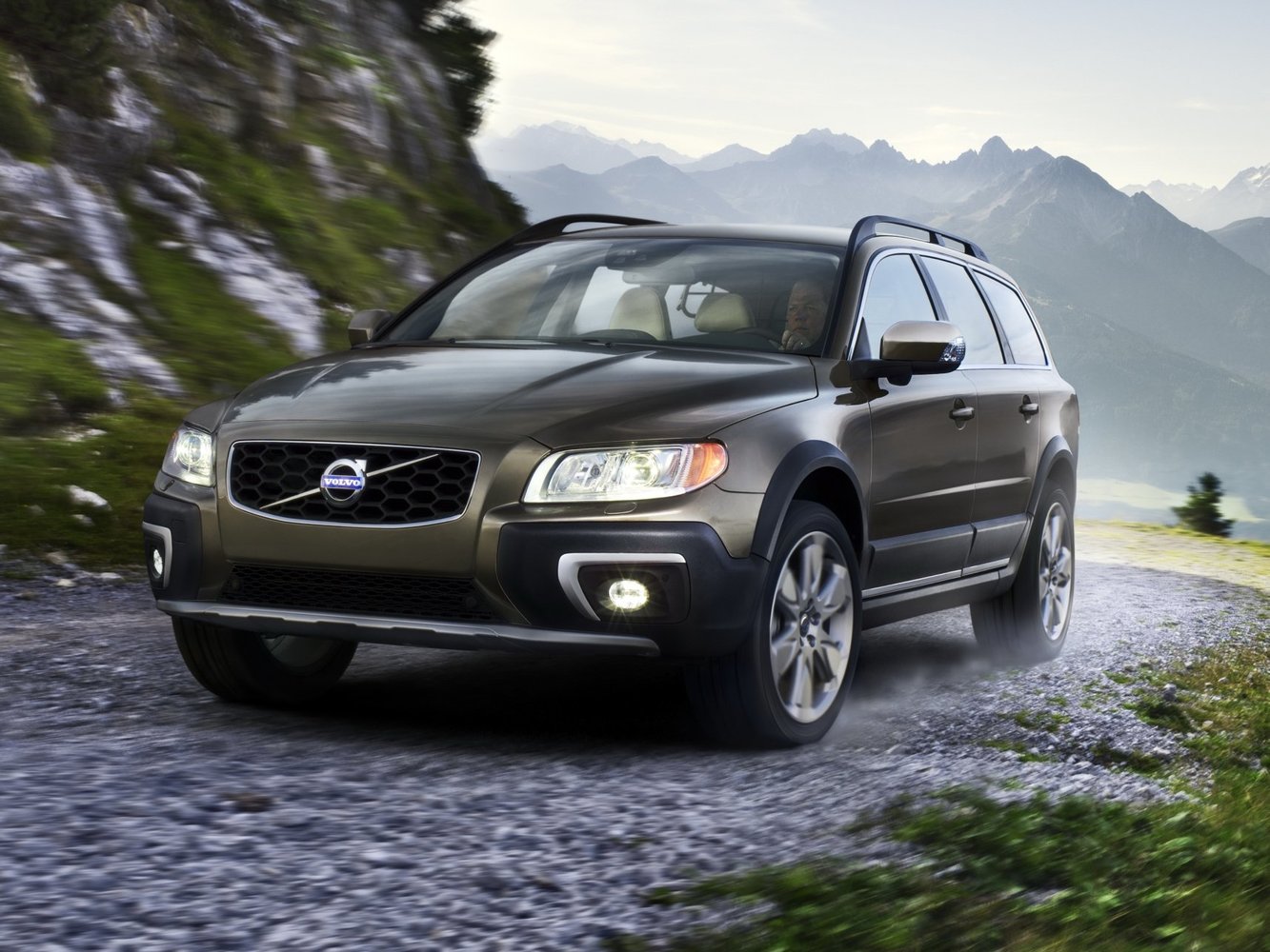 Volvo XC70 II (2007-2016) - Универсал 5 дв.
