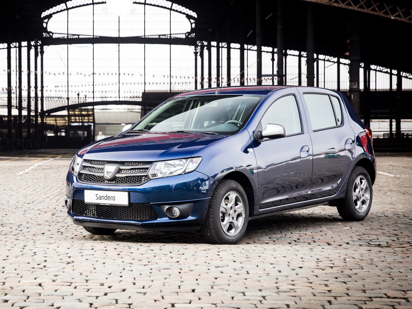 Dacia Sandero II (2012-2020) - Хэтчбек 5 дв.