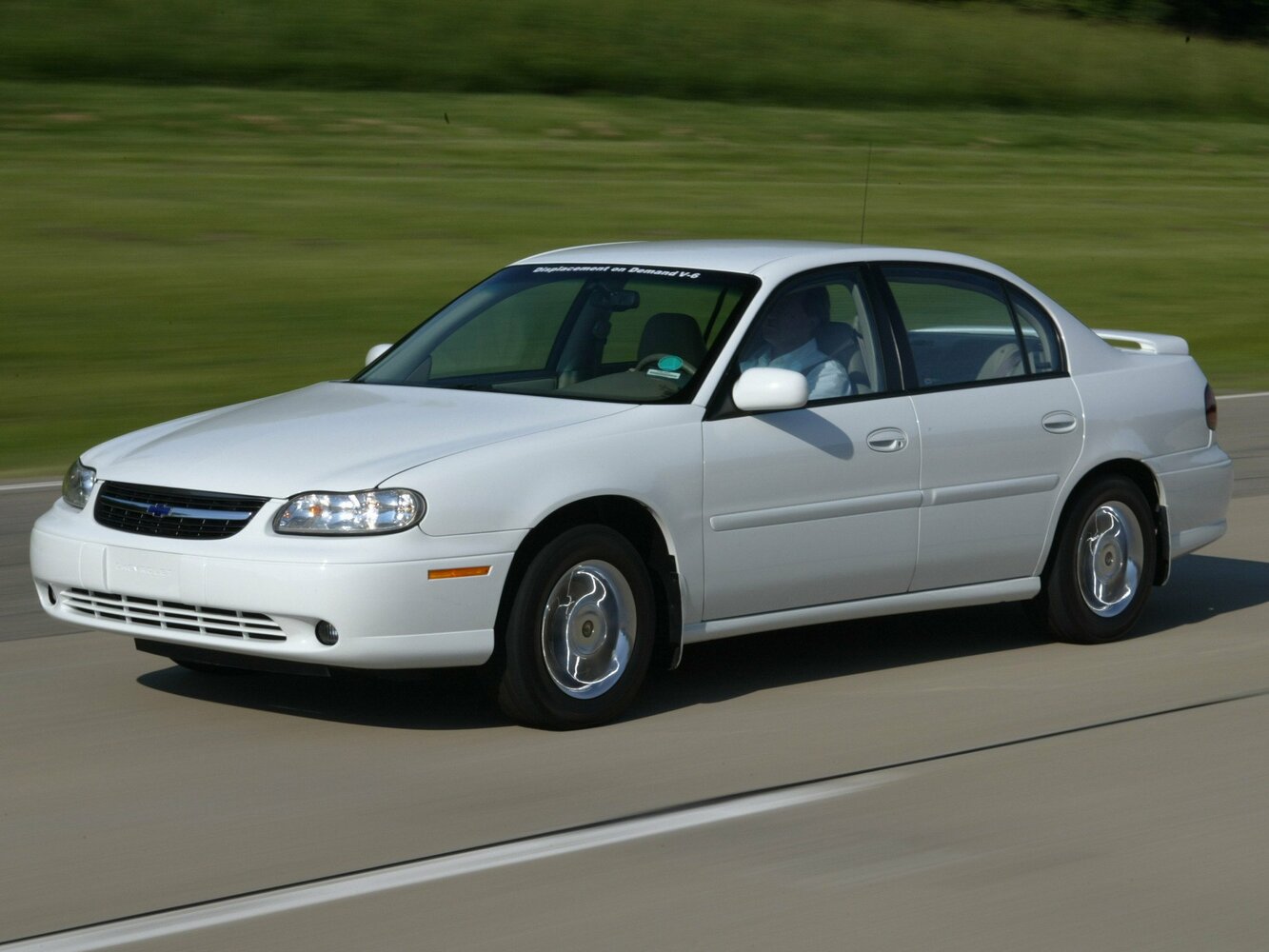Chevrolet Malibu V (1996-2003) - Седан