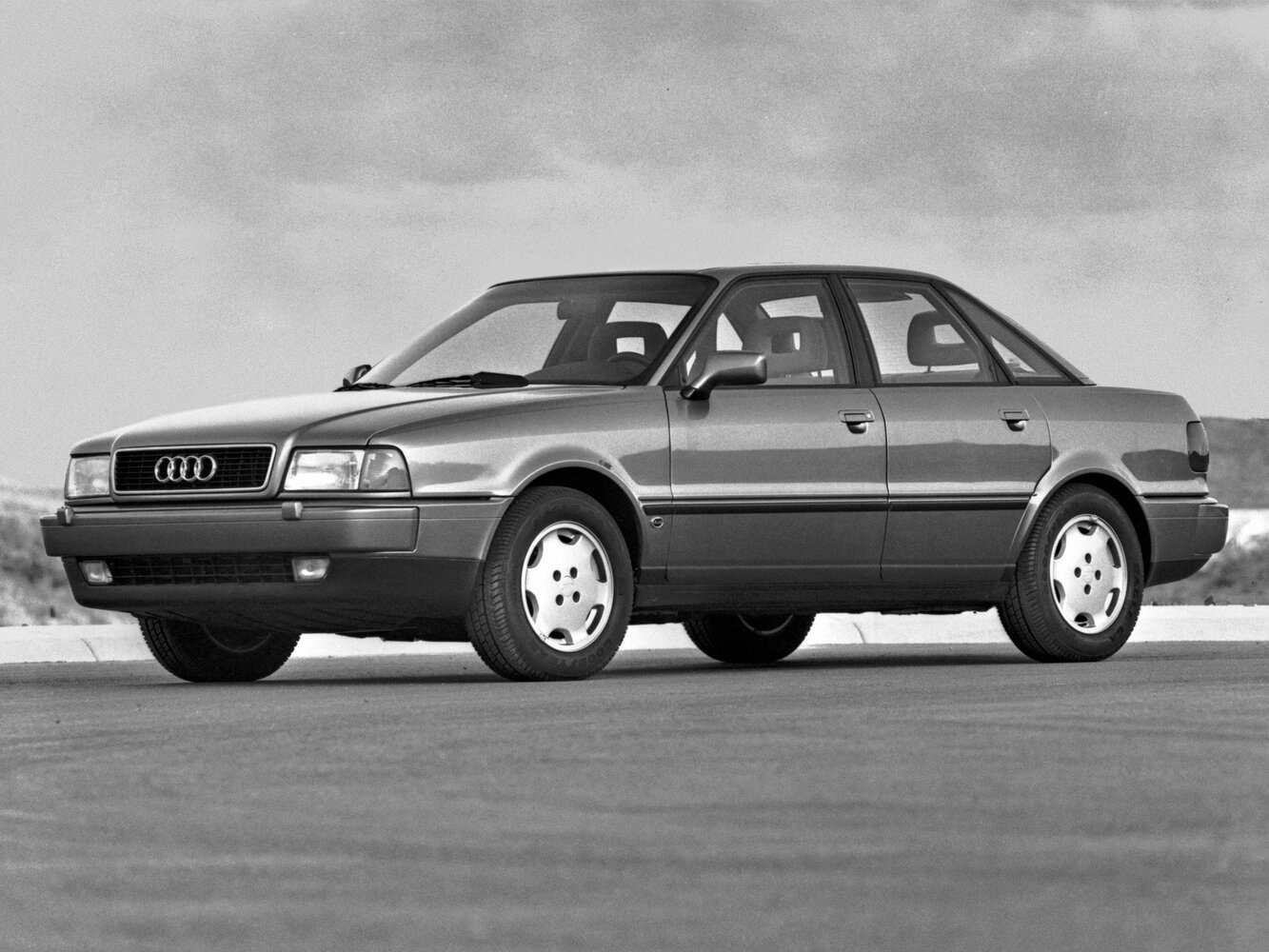 Audi 90 III (1992-1995) - Седан