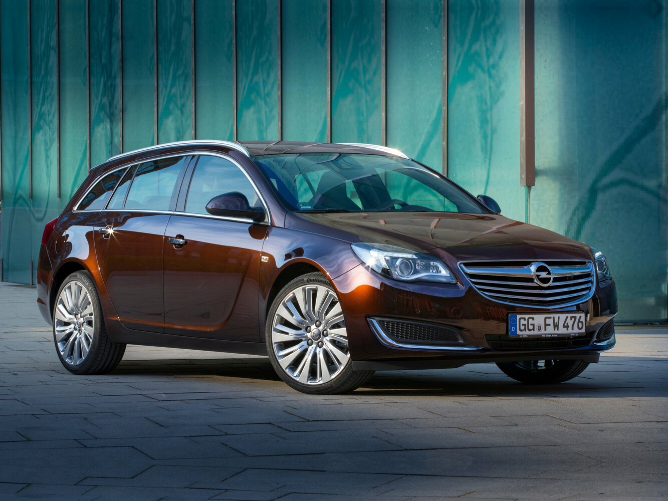 Opel Insignia I (2008-2017) - Универсал 5 дв.
