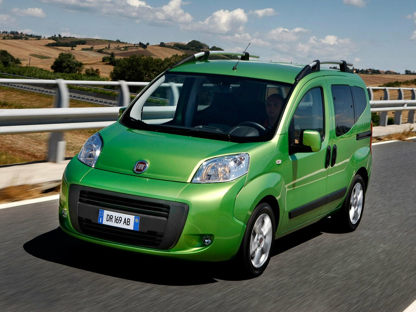 Fiat Qubo I (2007-2019) - Компактвэн