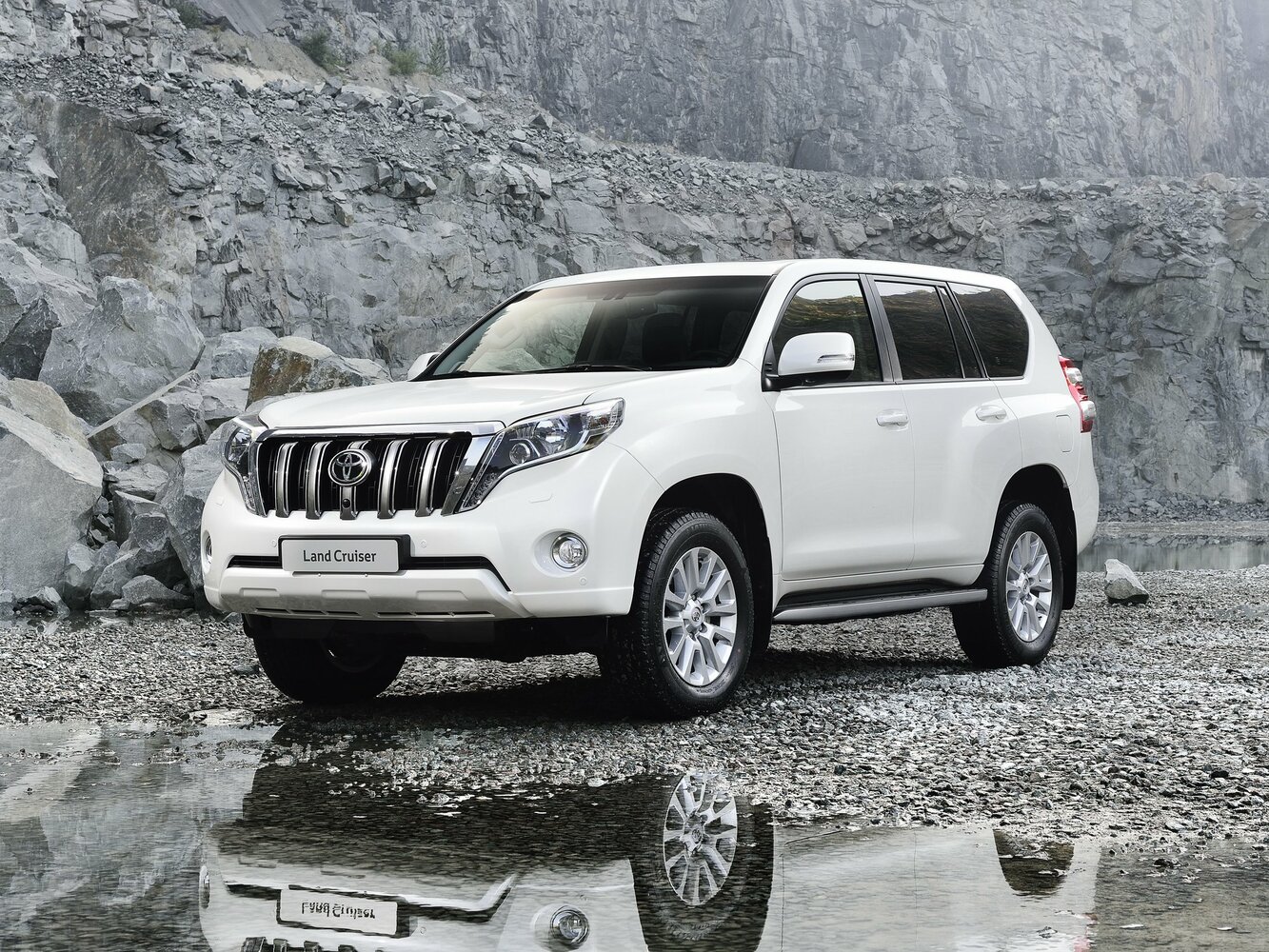 Toyota Land Cruiser Prado 150 (2009-2024) - Внедорожник 5 дв.