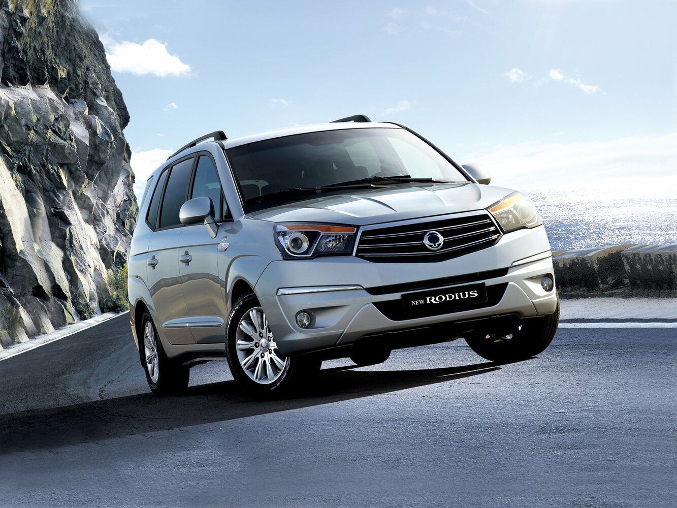 SsangYong Rodius II (2013-2019) - Минивэн