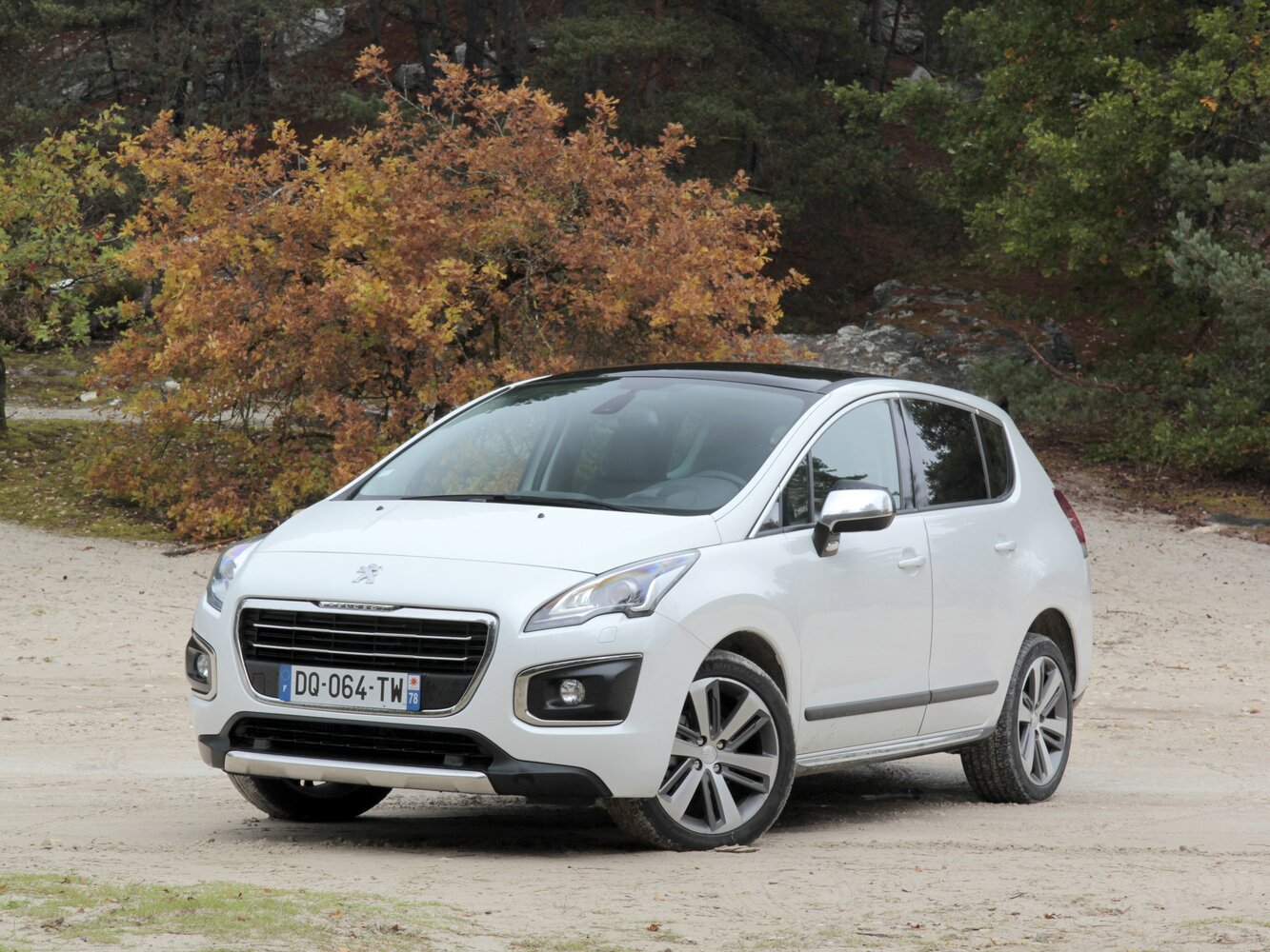 Peugeot 3008 I (2009-2016) - Внедорожник 5 дв.