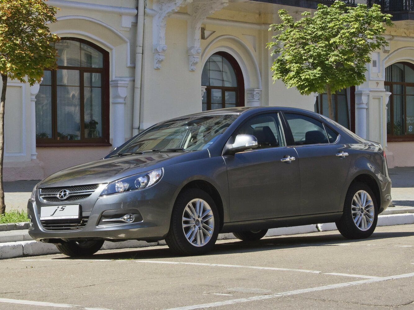 JAC J5 (Heyue) I (2014-2017) - Седан