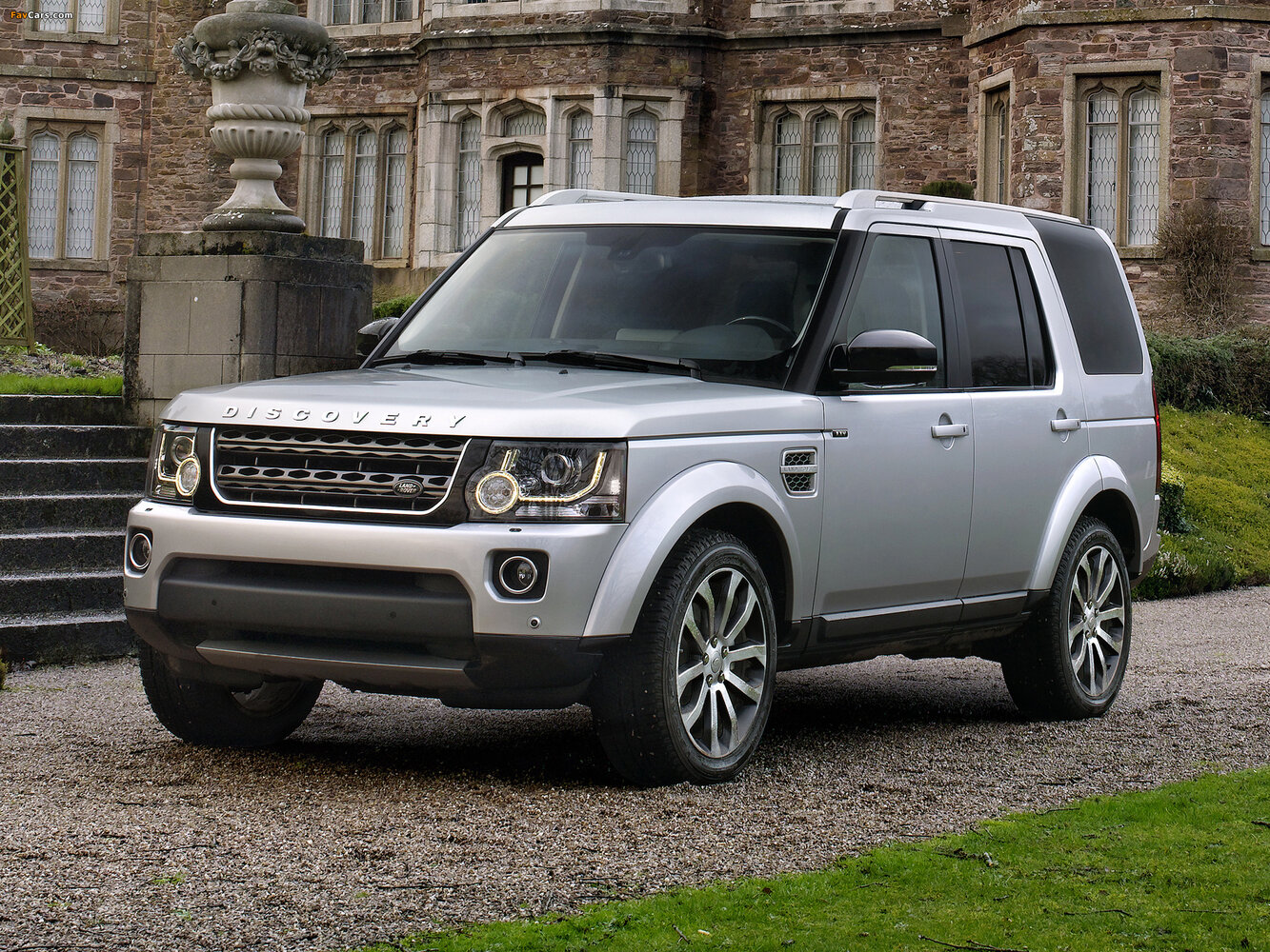 Land Rover Discovery IV (2009-2016) - Внедорожник 5 дв.