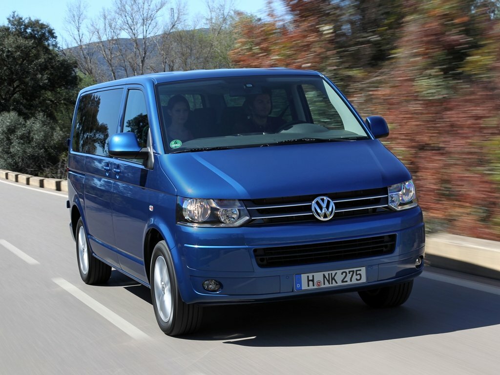 Volkswagen Caravelle T5 (2003-2015) - Минивэн SWB