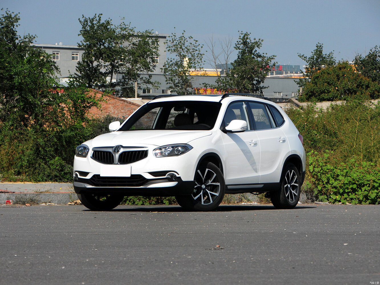 Brilliance V5 I (2011-2020) - Внедорожник 5 дв.