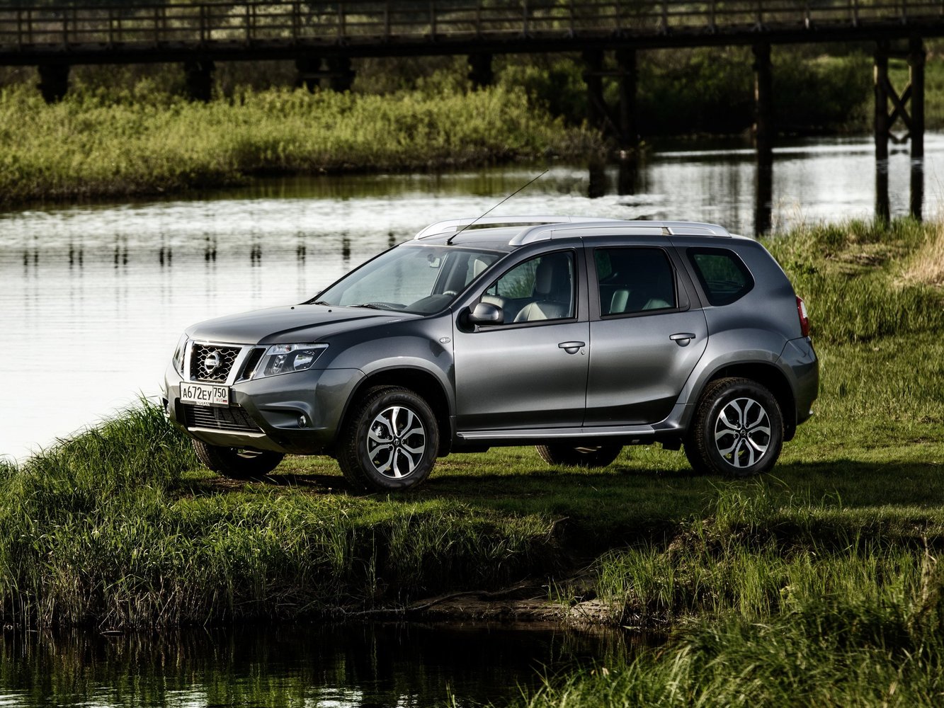 Nissan Terrano III (2014-2022) - Внедорожник 5 дв.