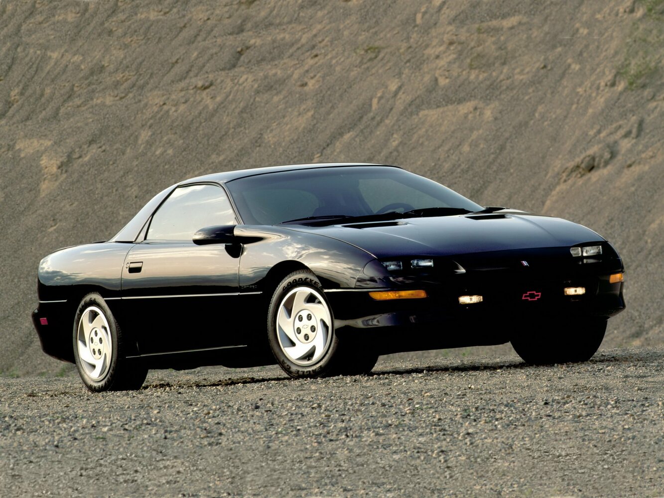 Chevrolet Camaro IV (1992-2002) - Купе