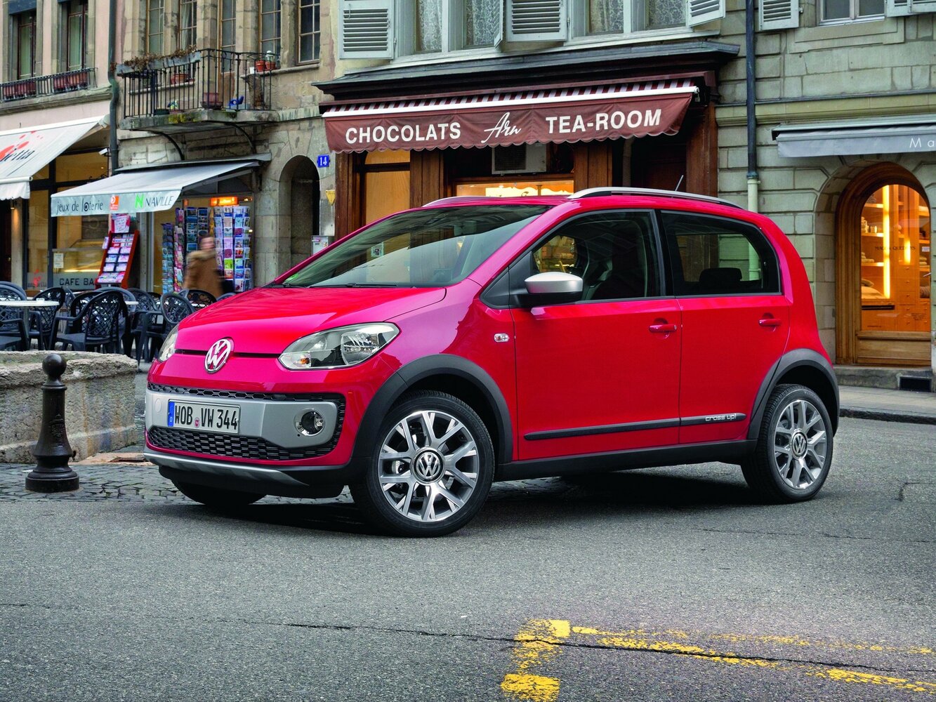 Volkswagen up! I (2012-2023) - Хэтчбек 5 дв. Cross