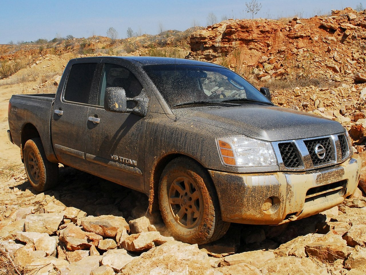 Nissan Titan I (2003-2015) - Пикап Двойная кабина