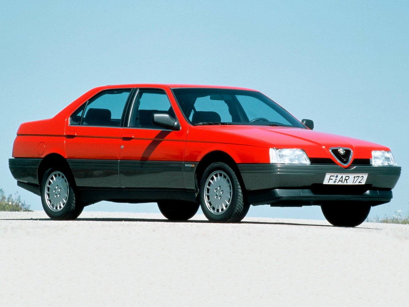 Alfa Romeo 164 I (1987-1998) - Седан