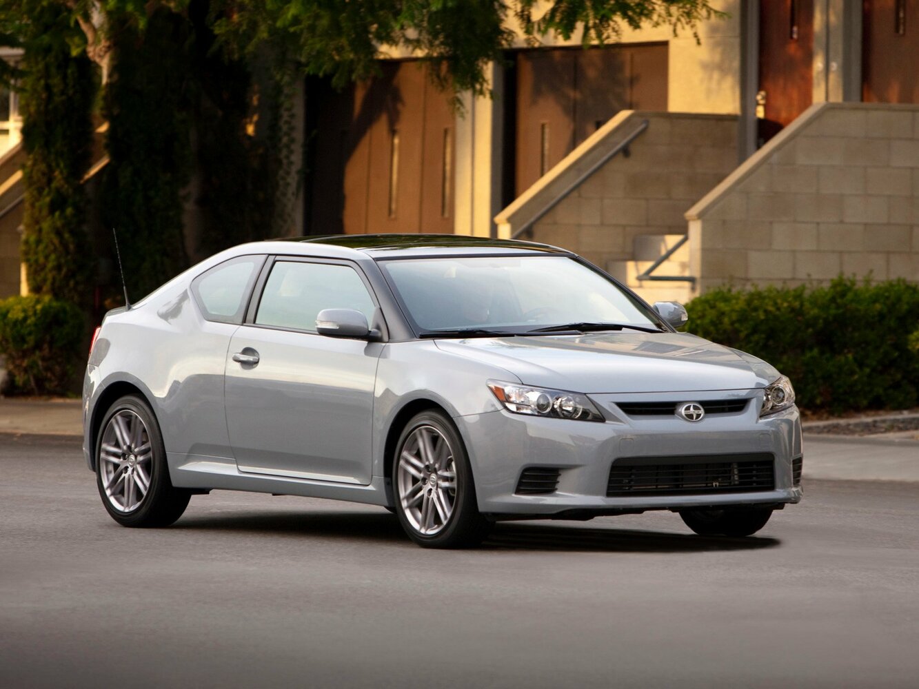 Scion tC II (2010-2016) - Купе