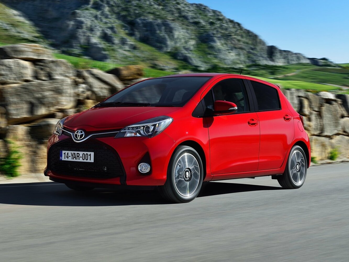 Toyota Yaris III (2010-2020) - Хэтчбек 5 дв.