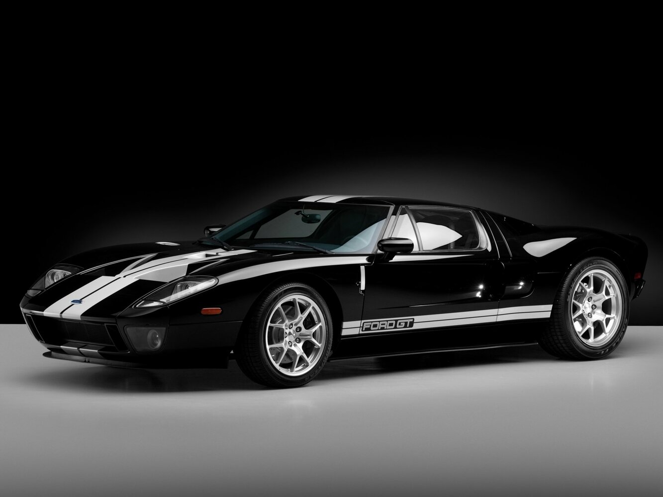 Ford GT I (2005-2006) - Купе