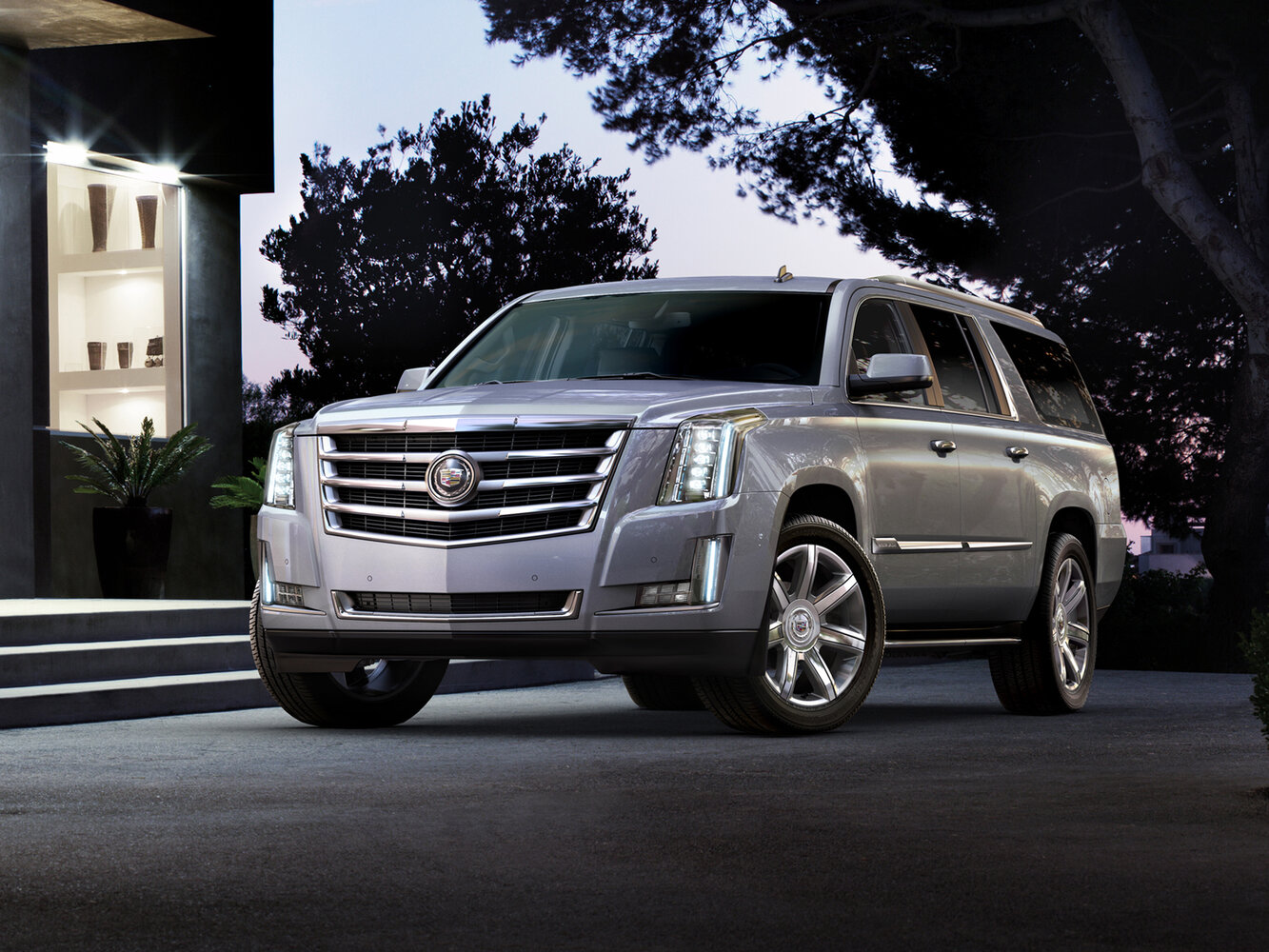 Cadillac Escalade IV (2014-2020) - Внедорожник 5 дв. ESV