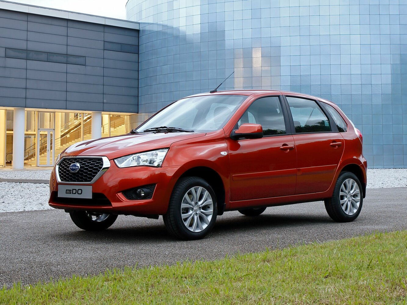 Datsun mi-DO I (2015-2020) - Хэтчбек 5 дв.