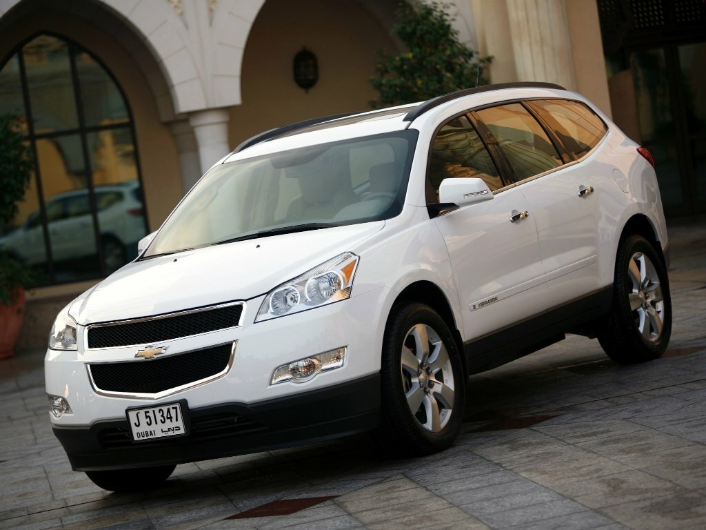 Chevrolet Traverse I (2008-2017) - Внедорожник 5 дв.