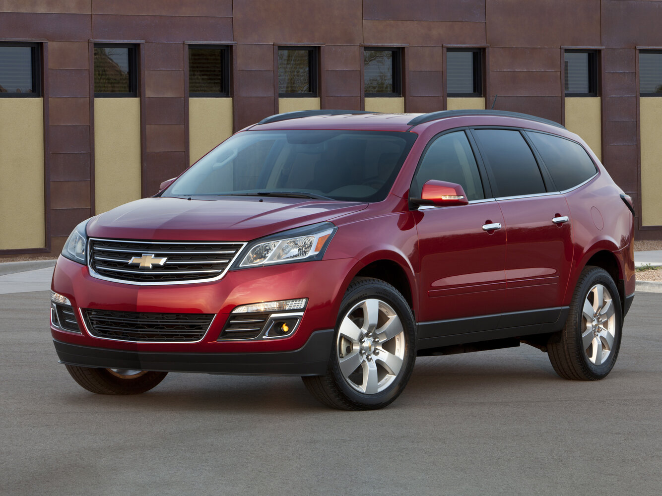 Chevrolet Traverse I (2008-2017) - Внедорожник 5 дв.