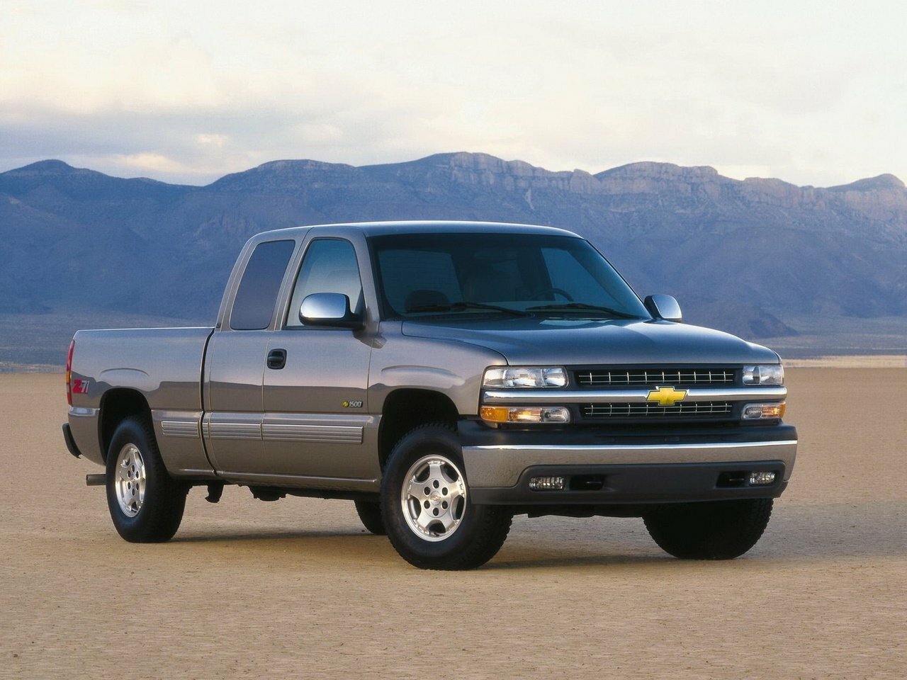 Chevrolet Silverado I (1998-2007) - Пикап Полуторная кабина Extended Cab