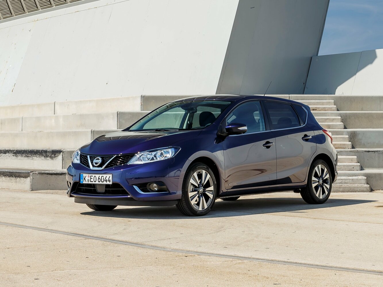 Nissan Pulsar VI (2014-2018) - Хэтчбек 5 дв.