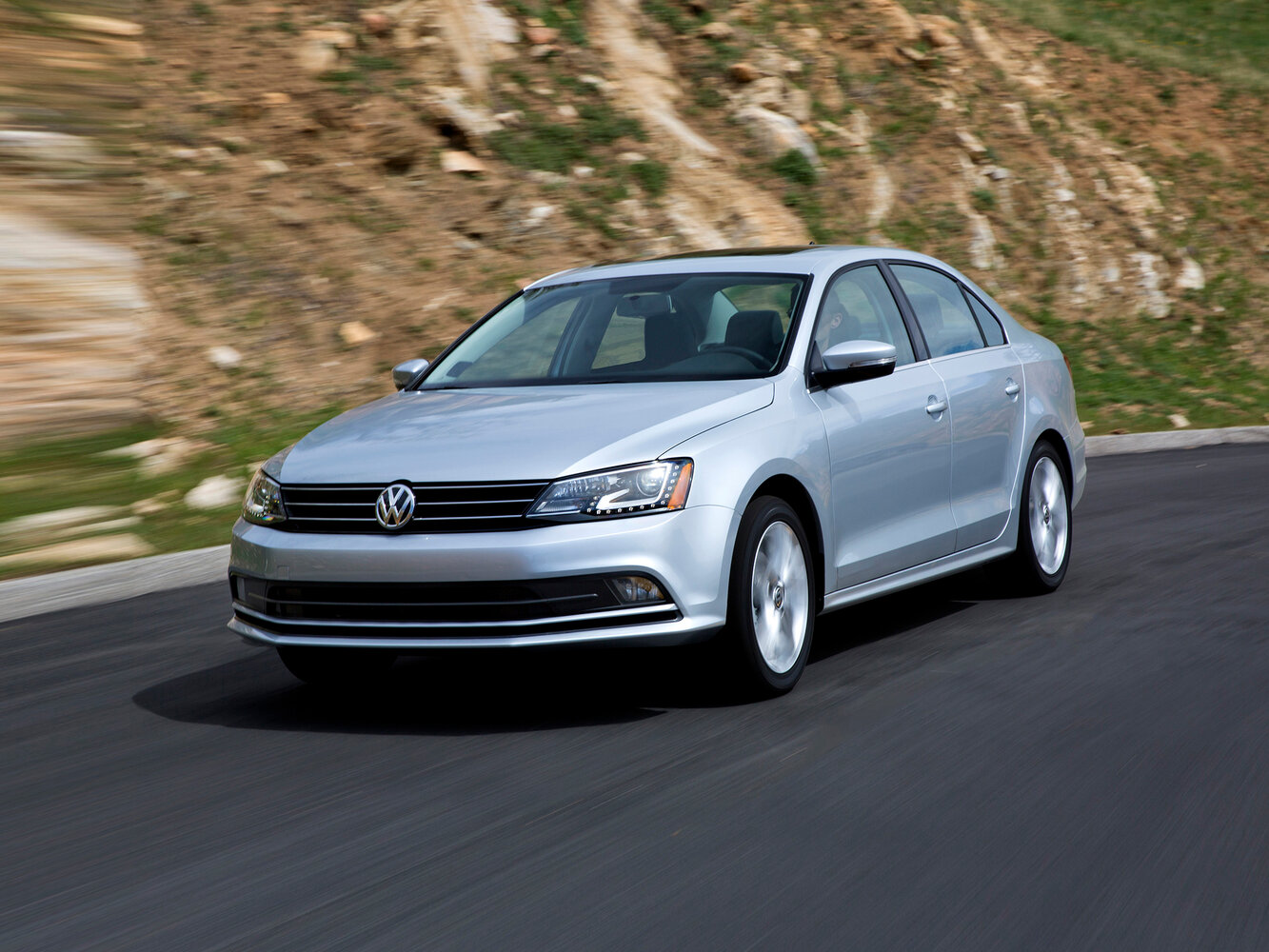 Volkswagen Jetta VI (2010-2018) - Седан
