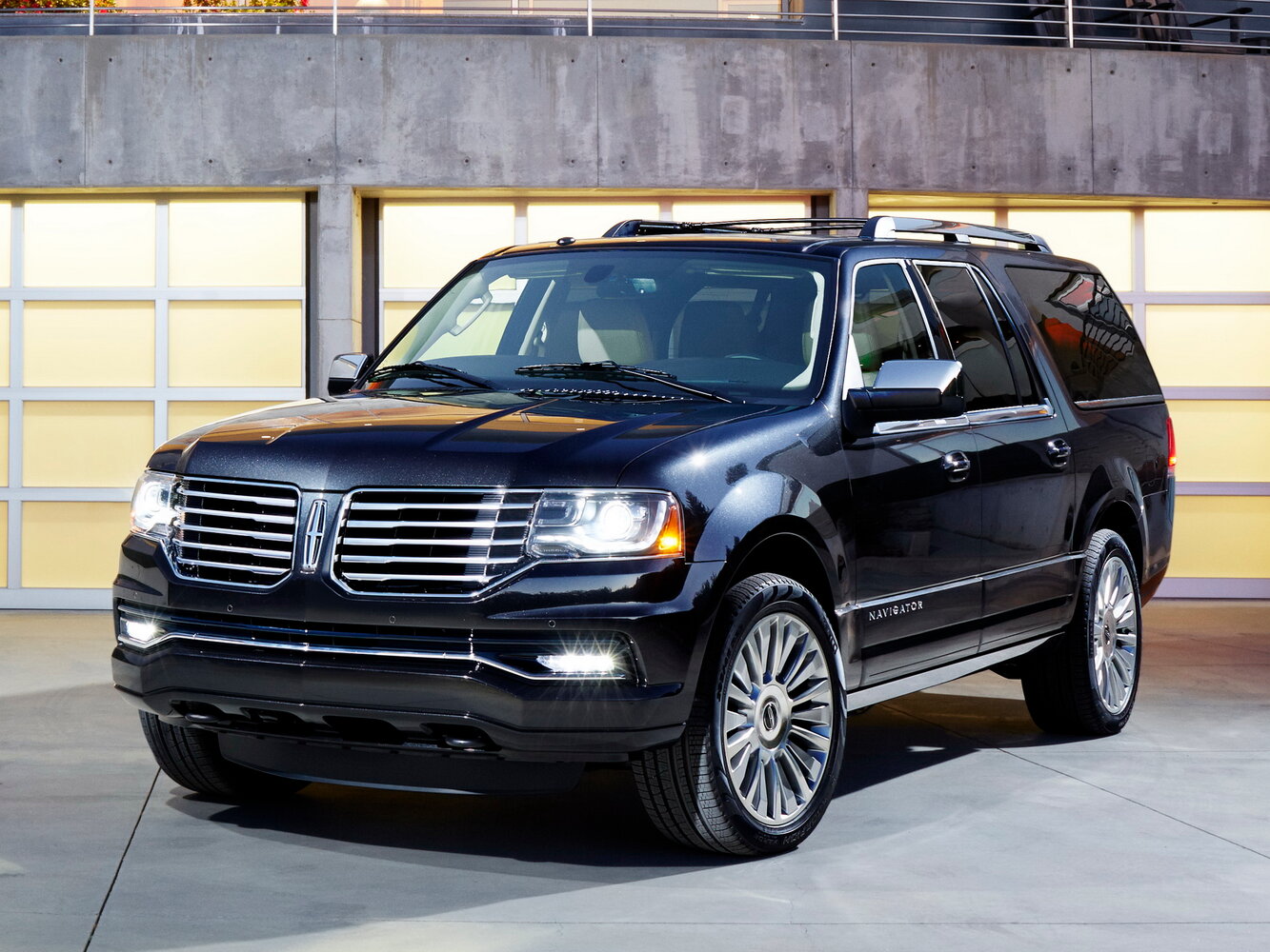 Lincoln Navigator III (2006-2017) - Внедорожник 5 дв. L