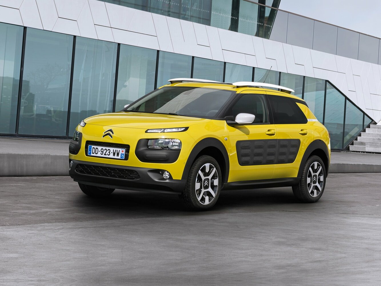 Citroen C4 Cactus I (2014-2024) - Внедорожник 5 дв.