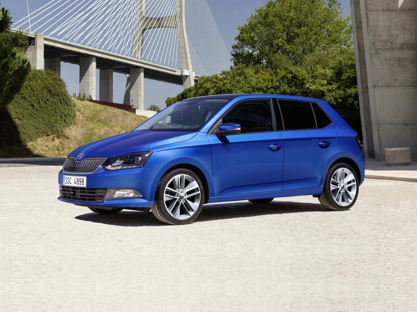 Skoda Fabia III (2014-2021) - Хэтчбек 5 дв.