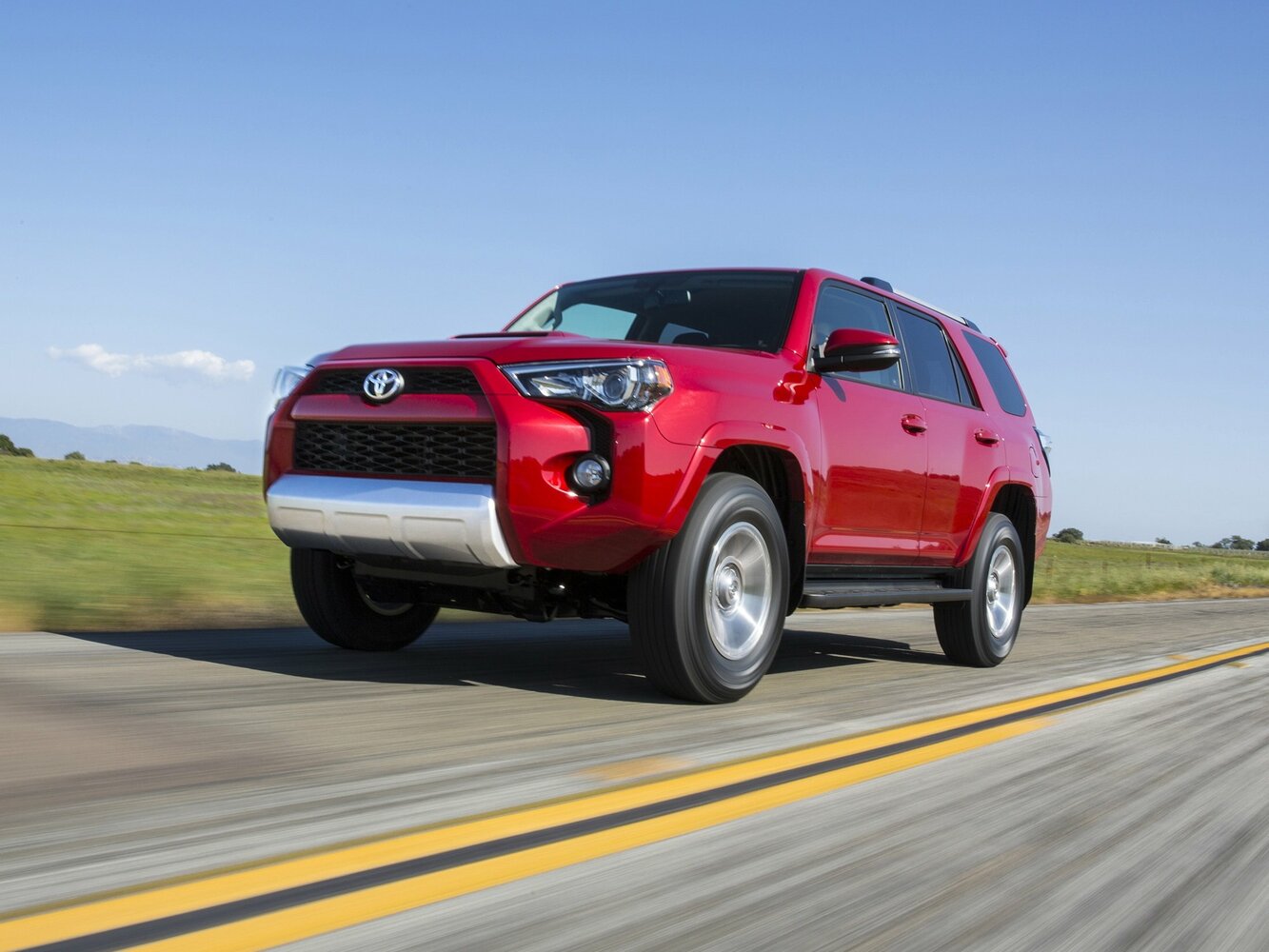 Toyota 4Runner V (2009-2024) - Внедорожник 5 дв.