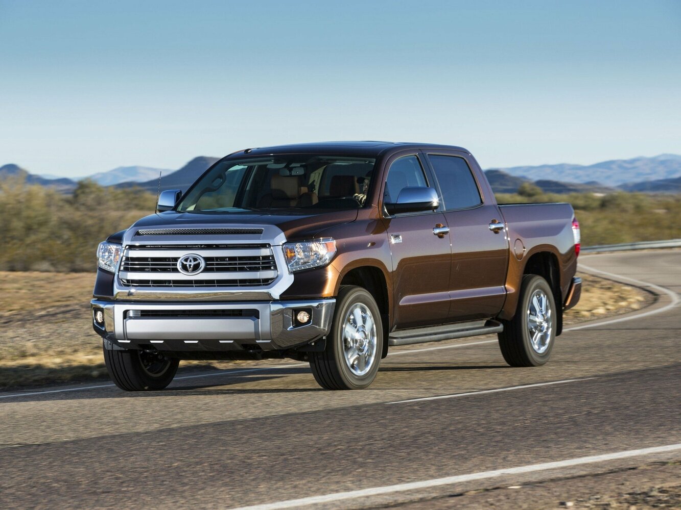 Toyota Tundra II (2007-2021) - Пикап Двойная кабина CrewMax