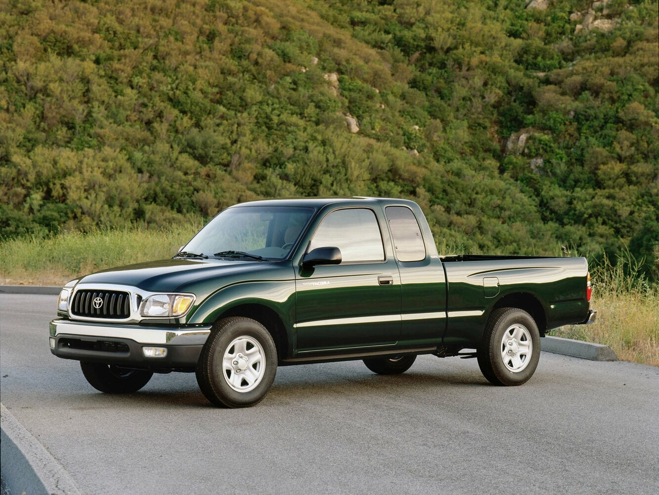 Toyota Tacoma I (1995-2004) - Пикап Полуторная кабина xTracab