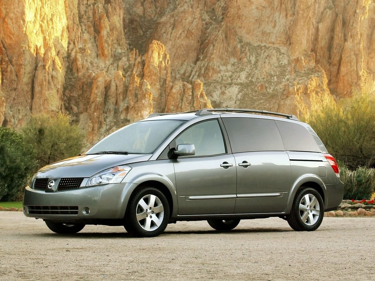 Nissan Quest III (2003-2009) - Минивэн