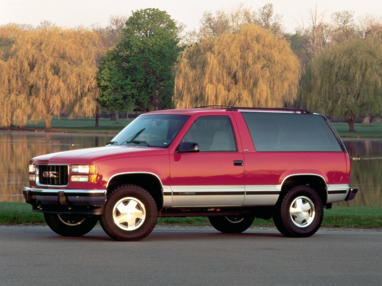 GMC Yukon I (1991-1999) - Внедорожник 3 дв.