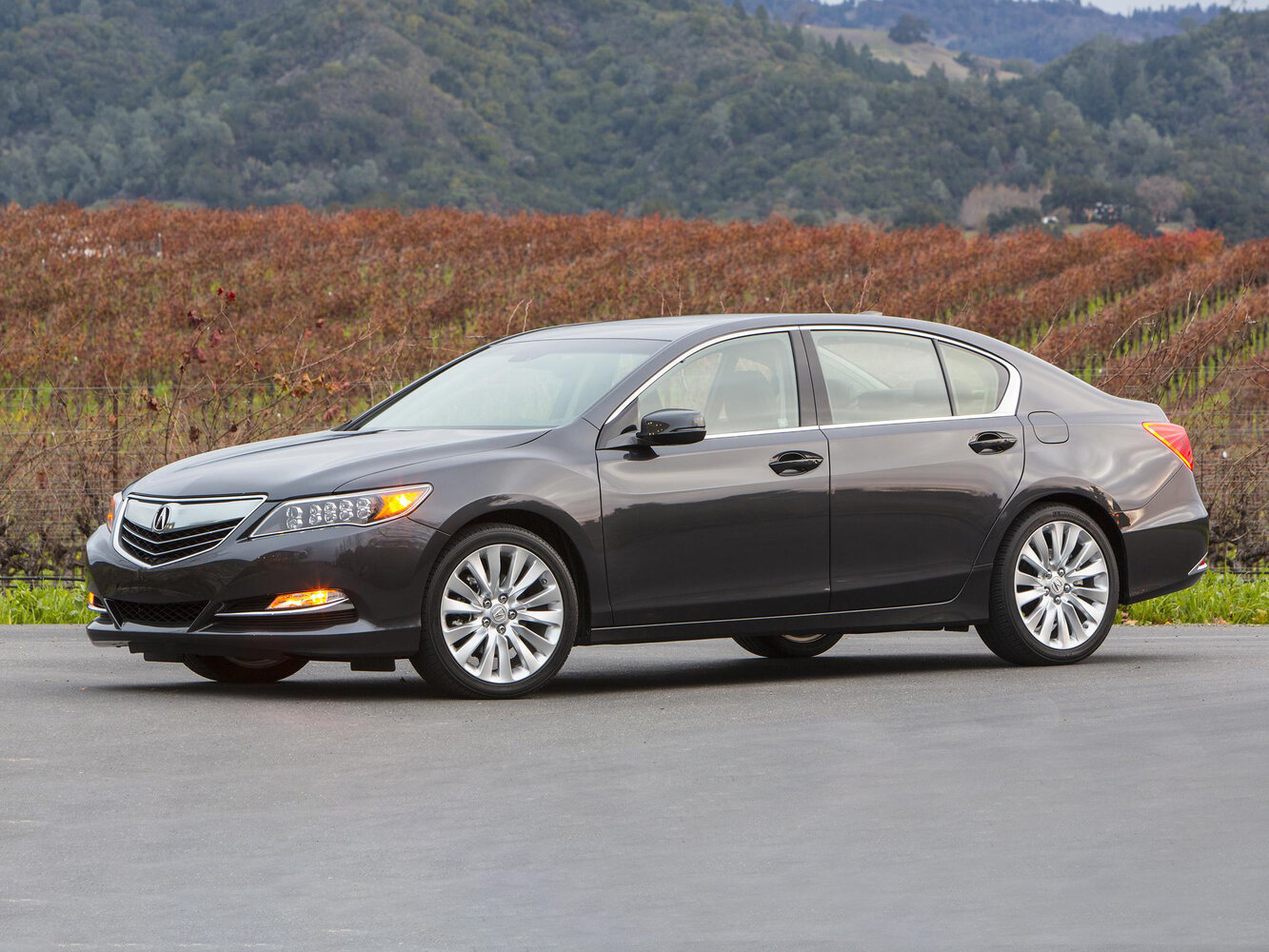 Acura RLX I (2013-2020) - Седан