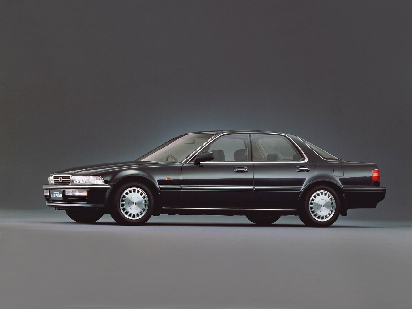 Honda Inspire I (1989-1995) - Седан