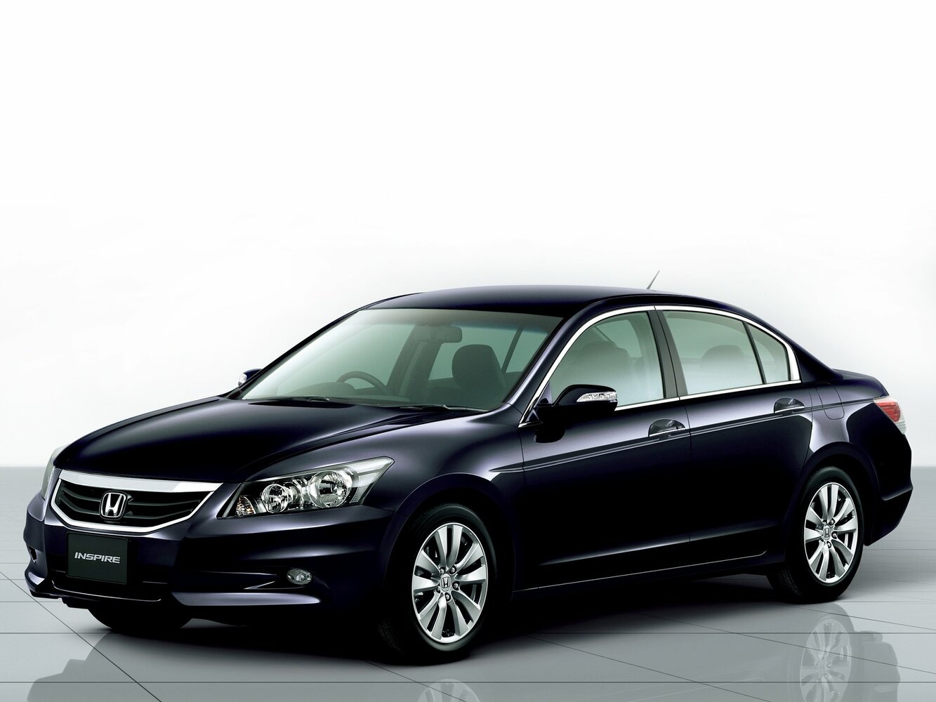 Honda Inspire V (2007-2012) - Седан