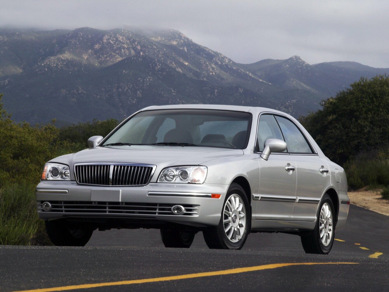 Hyundai Grandeur III (1998-2005) - Седан